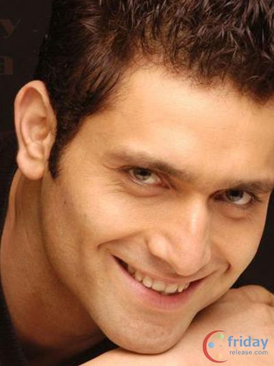 Shiney Ahuja Photo