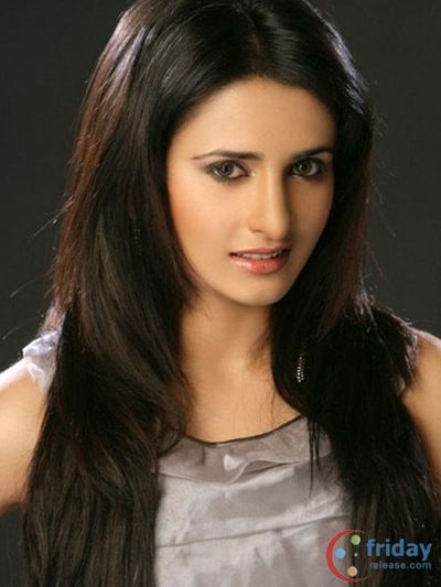 Arya Menon Photo
