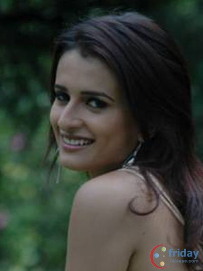 Arya Menon Photo