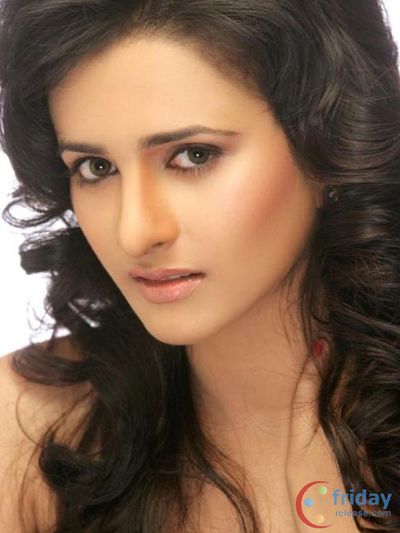 Arya Menon Photo