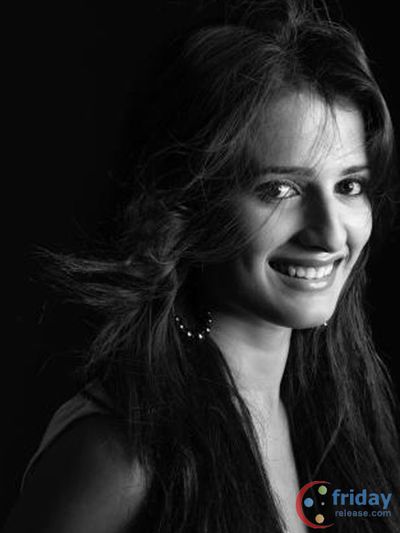 Arya Menon Photo