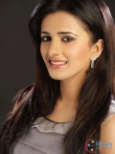 Arya Menon Photo