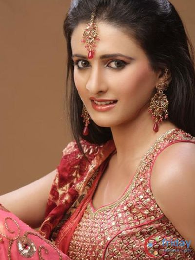 Arya Menon Photo