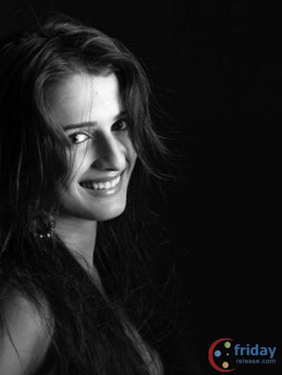 Arya Menon Photo