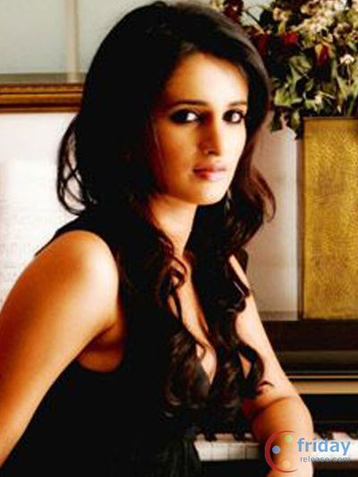 Arya Menon Photo