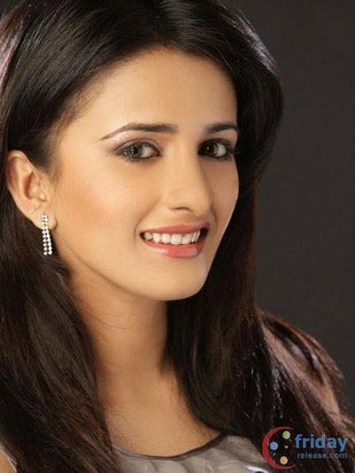 Arya Menon Photo