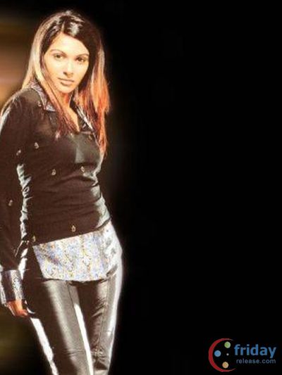 Mrinalini Sharma Photo