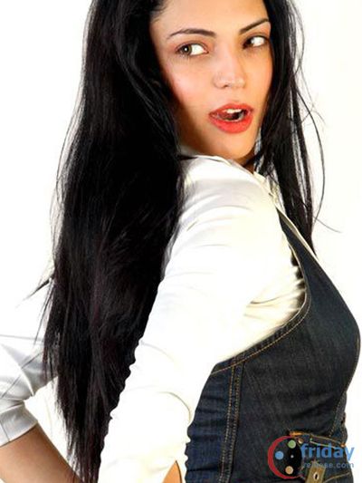 Swetha Photo