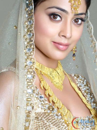 Shriya Saran Photo