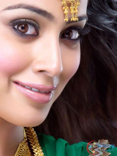 Shriya Saran Photo