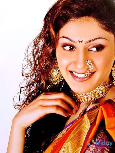 Manjari Phadnis Photo