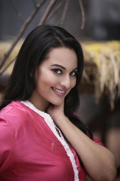 Sonakshi Sinha Photo