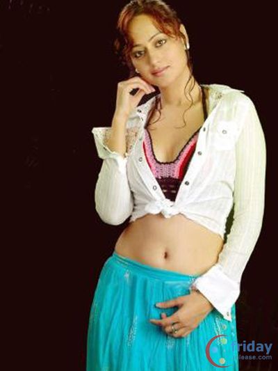 Kaveri Jha Photo