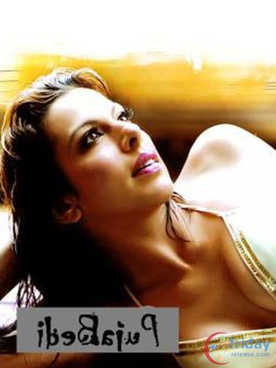 Pooja Bedi Photo