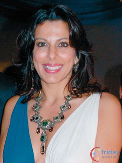 Pooja Bedi Photo