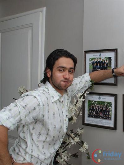 Adhyayan Suman Photo