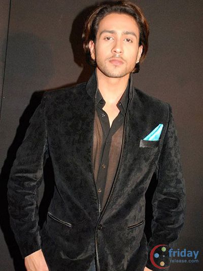 Adhyayan Suman Photo