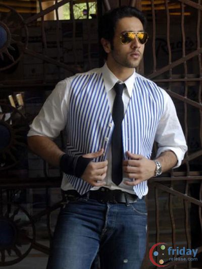 Adhyayan Suman Photo