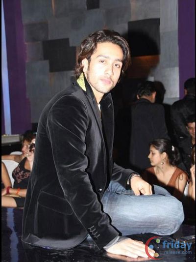 Adhyayan Suman Photo