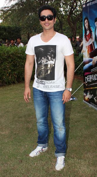 Adhyayan Suman Photo
