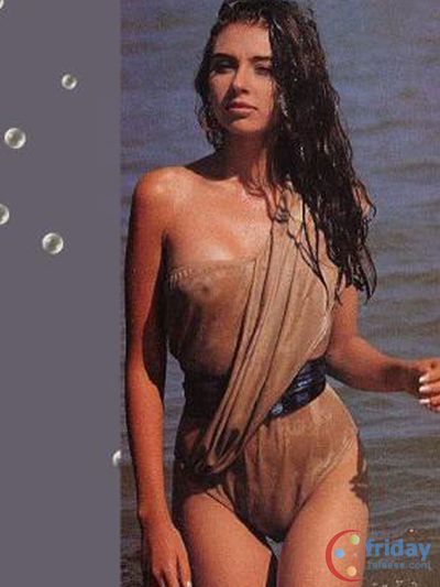 Lisa Ray Photo
