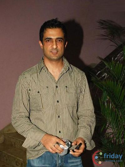 Sanjay Suri Photo