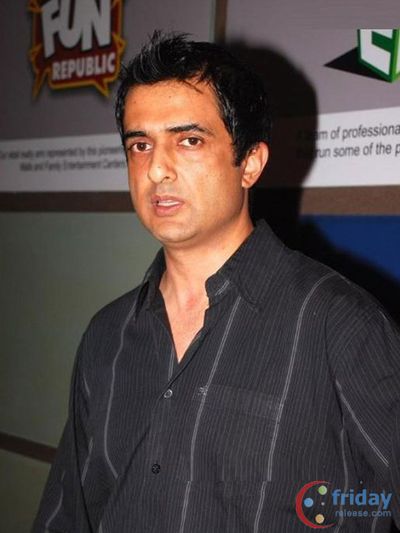 Sanjay Suri Photo