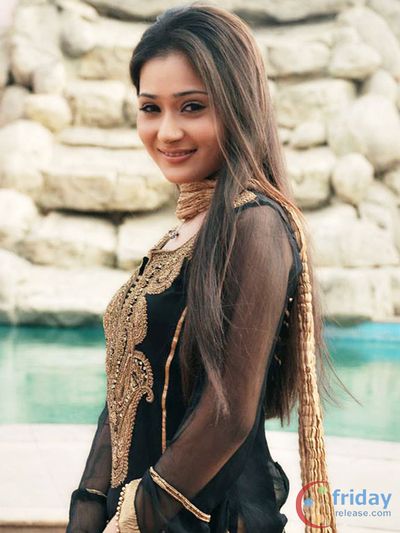 Sara Khan Photo