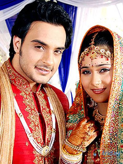 Sara Khan Photo