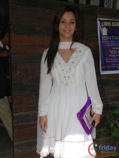 Nausheen Ali Sardar Photo