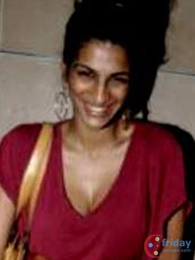 Anushka Manchanda Photo