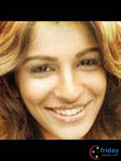 Anushka Manchanda Photo
