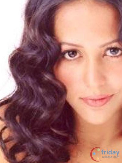 Peeya Rai Choudhuri Photo