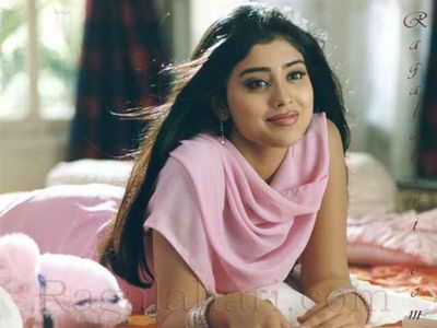 Shriya Saran Photo