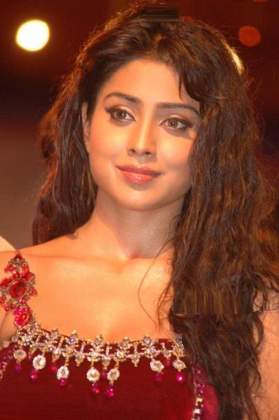 Shriya Saran Photo