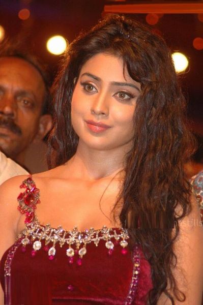 Shriya Saran Photo