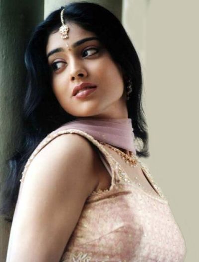 Shriya Saran Photo