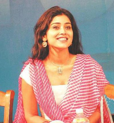Shriya Saran Photo