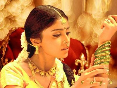 Shriya Saran Photo
