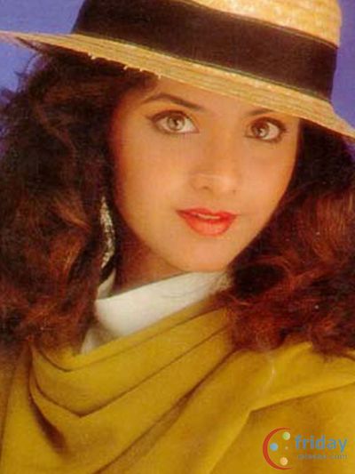 Divya Bharti Photo