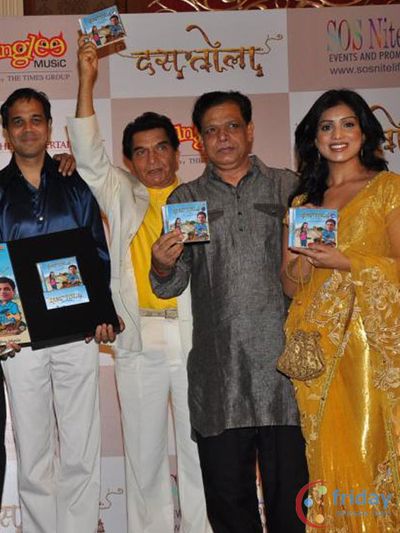 Govind Namdeo Photo