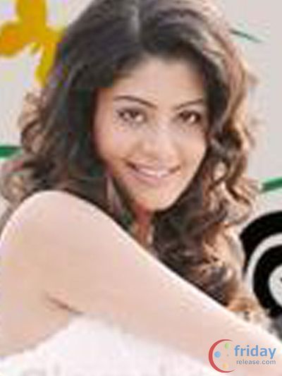 Neha Oberoi Photo