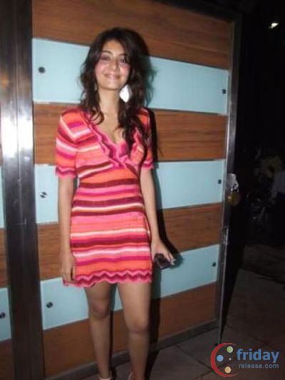 Neha Oberoi Photo