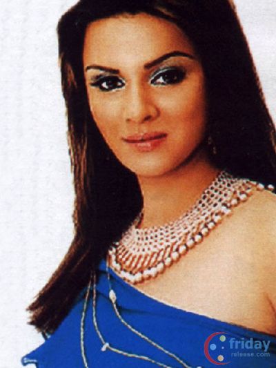 Aashka Goradia Photo