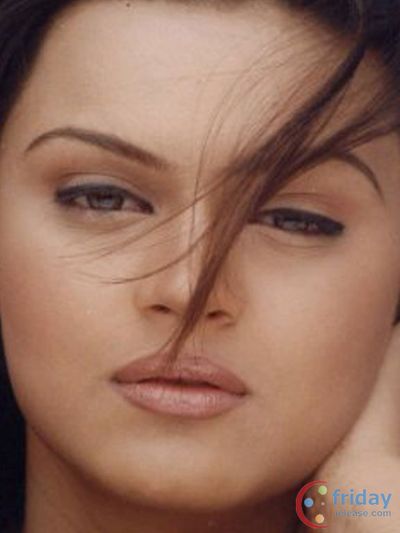 Aashka Goradia Photo