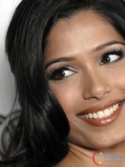 Freida Pinto Photo