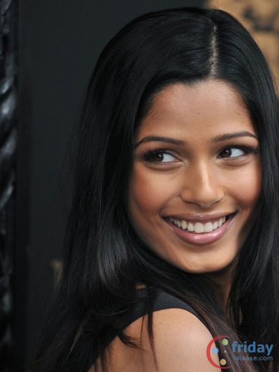 Freida Pinto Photo