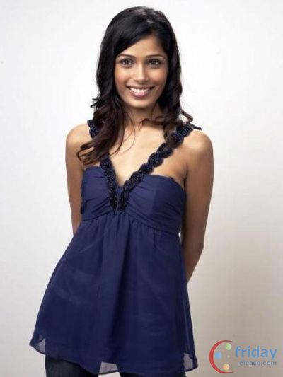 Freida Pinto Photo