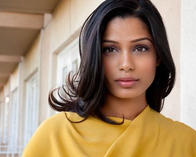 Freida Pinto Photo