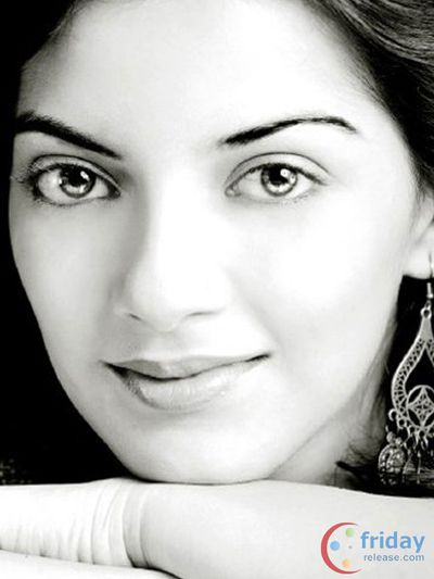 Ishita Raj Sharma Photo